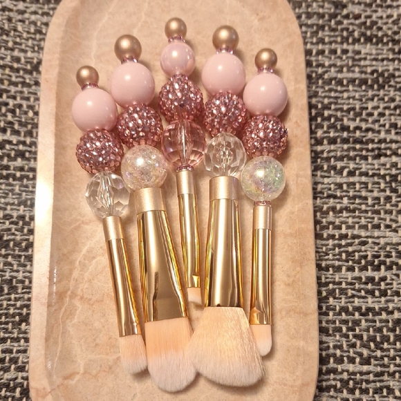 Other - Elegant Pink and Gold Makeup Brush Set